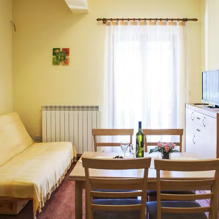 Haus Lori 154s * Rovinj