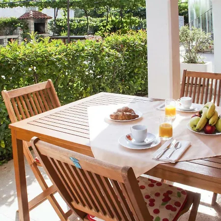 Haus Lori 154s * Rovinj